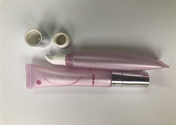Pink Color Ceramics Tip Lip Gloss Plastic Tube With Shiny Electropate Silver Cap